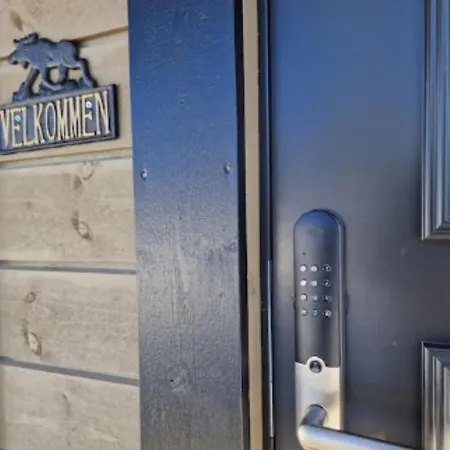 Trysil 豪华全新小木屋住宿 Leilighet Nybergsund